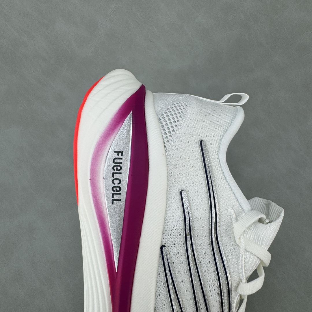 New Balance FuelCell SC Elite v3